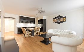 Wellness Hotel Republika 24 Apartments